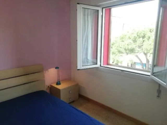 Delightful דירה
